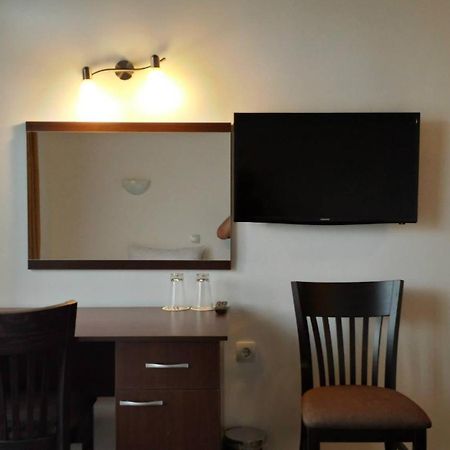 Hotel Kiprovets Chiprovtsi 外观 照片