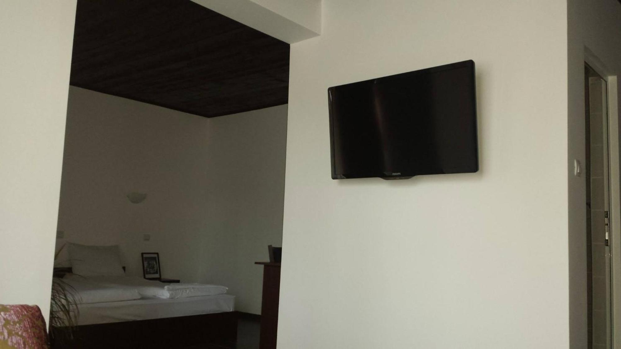Hotel Kiprovets Chiprovtsi 外观 照片